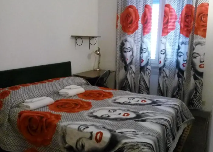 House Отель типа 