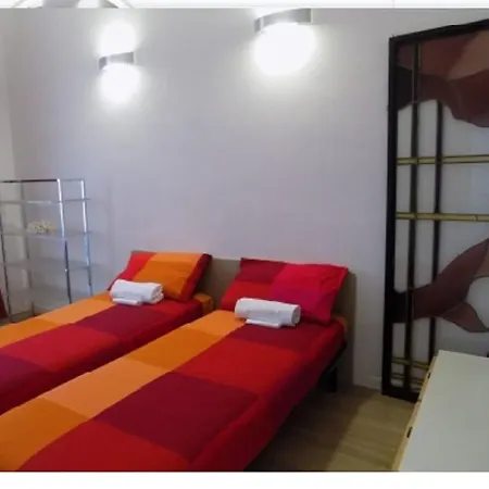 לינה וארוחת בוקר House רומא