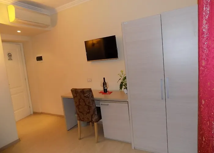 Bed and breakfast House