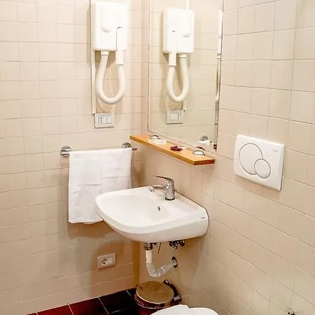 House Bed & Breakfast