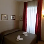 Nocleg ze śniadaniem House 2*