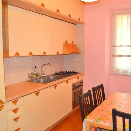 House 2* Rzym